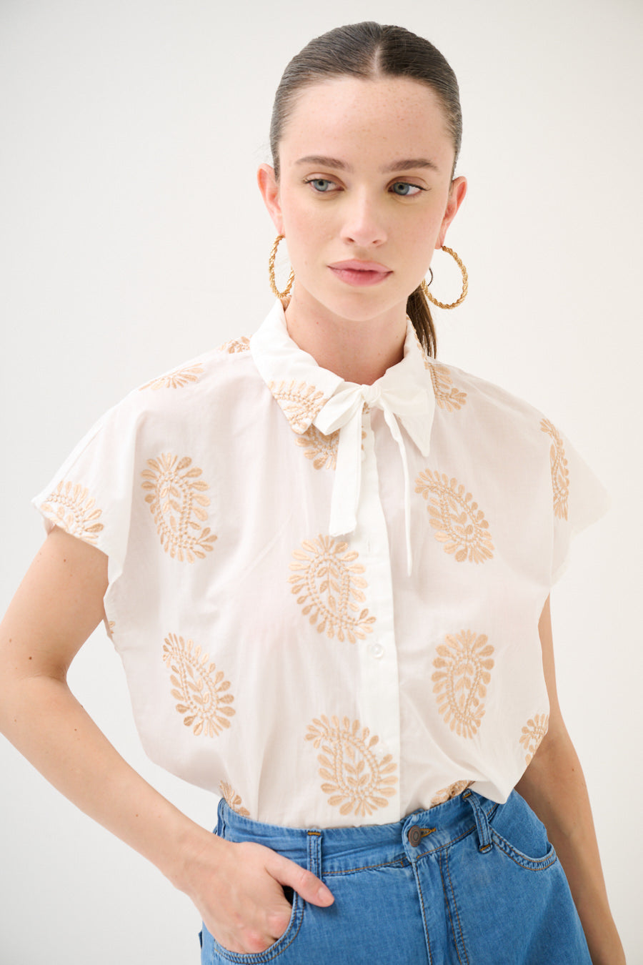 Chemise noeud