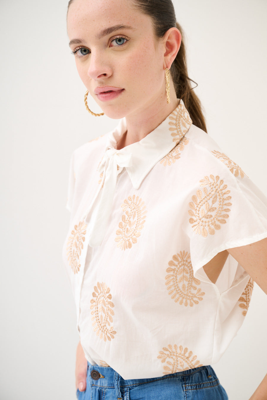 Chemise noeud