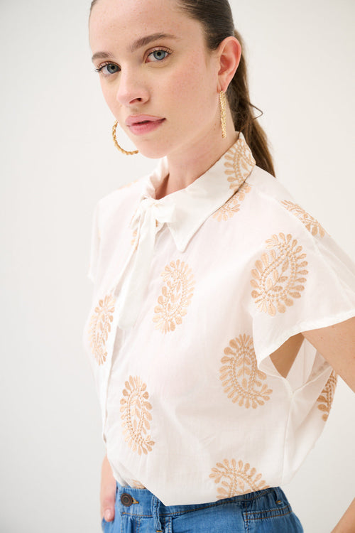 Chemise noeud